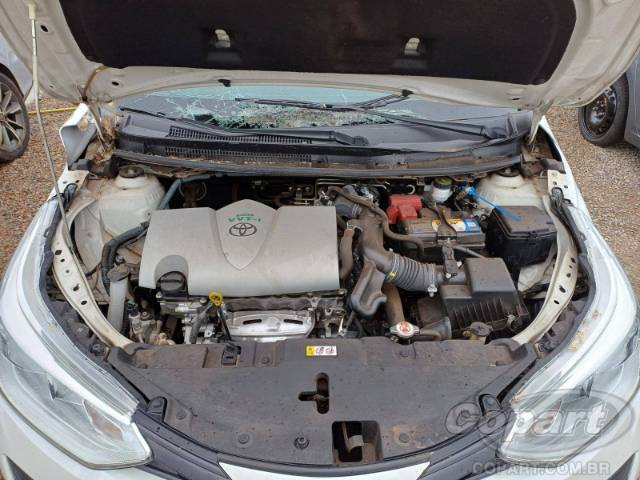 2019 TOYOTA YARIS SEDA 