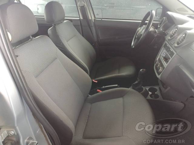 2010 VOLKSWAGEN GOL 