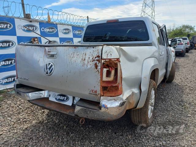 2012 VOLKSWAGEN AMAROK 