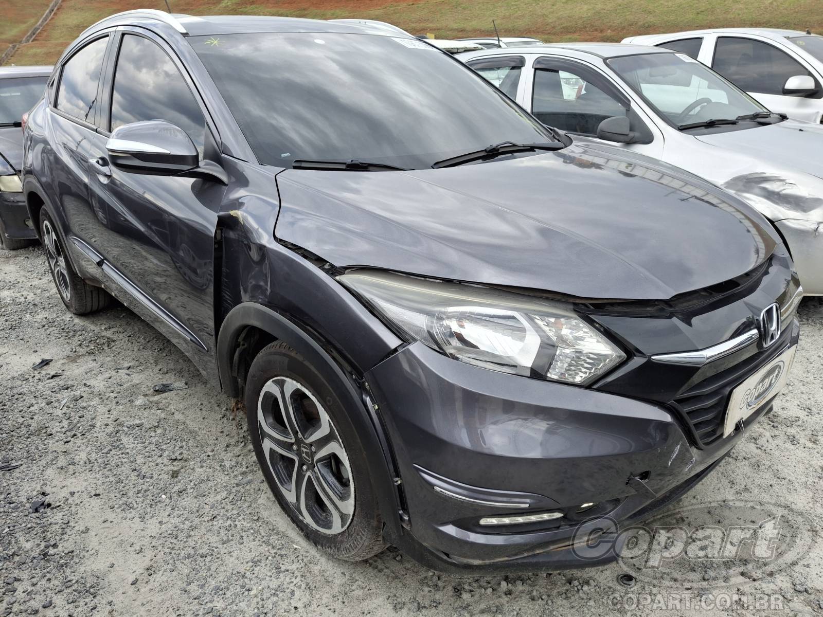 Veículo Honda HR-V Honda HR-V EX 1.8 16V i-VTEC 2018 Colisão Lateral 2018 em leilão