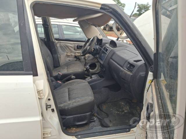 2013 MITSUBISHI PAJERO TR4 