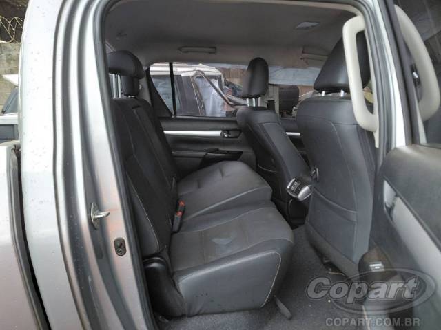 2024 TOYOTA HILUX CD 