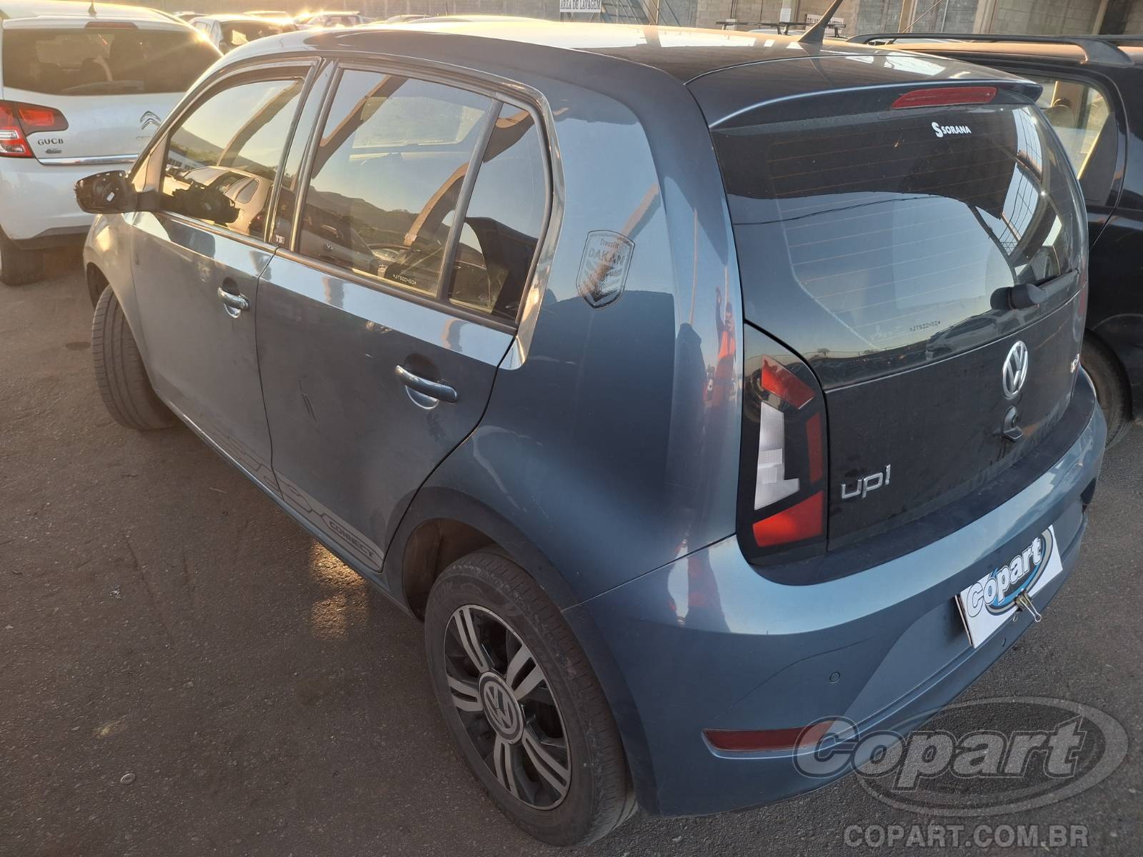 2018 VOLKSWAGEN UP — foto 3 de 10