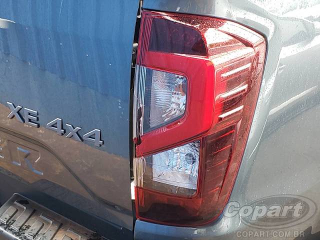 2024 NISSAN FRONTIER CD 