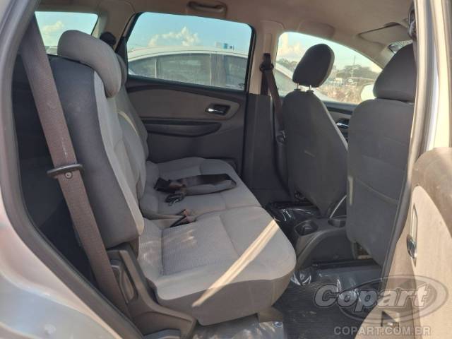 2016 CHEVROLET SPIN 
