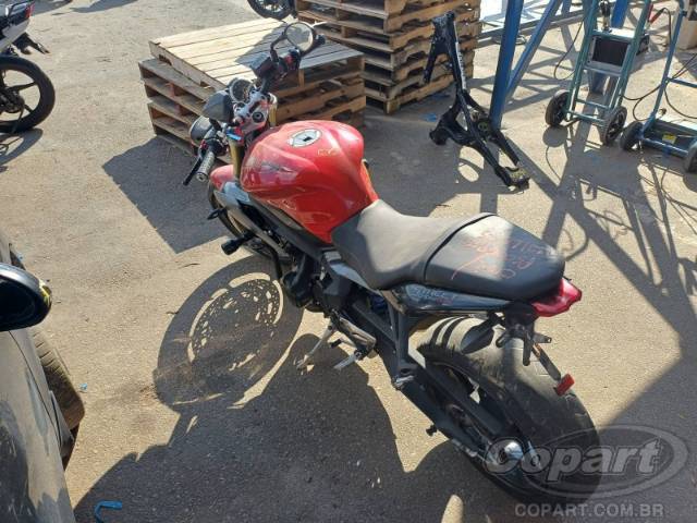 2015 TRIUMPH STREET TRIPLE 