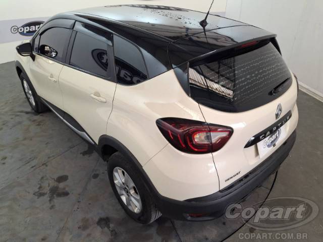 2021 RENAULT CAPTUR 