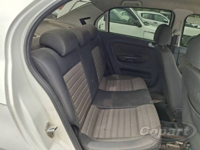 2013 VOLKSWAGEN VOYAGE 