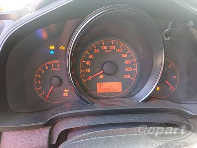 2015 HONDA FIT 