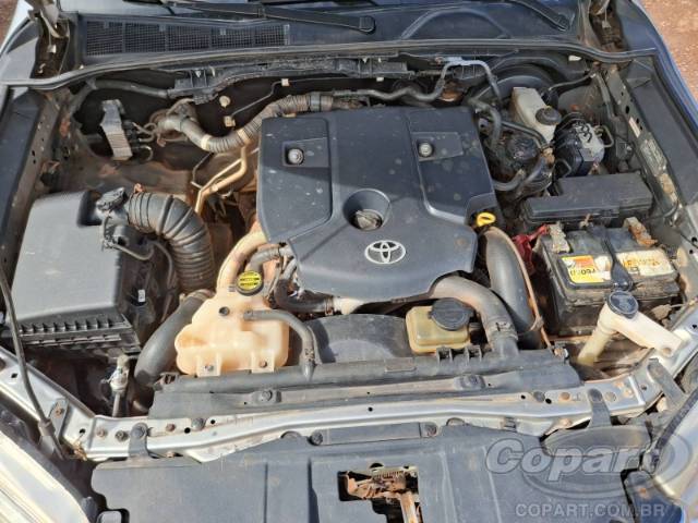 2017 TOYOTA HILUX CD 