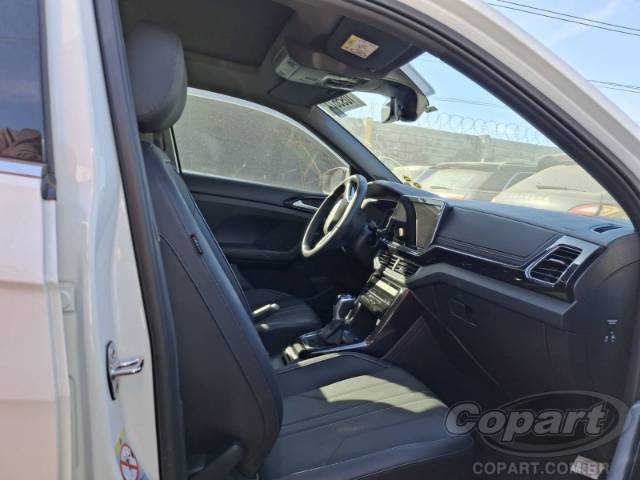 2025 VOLKSWAGEN T-CROSS 