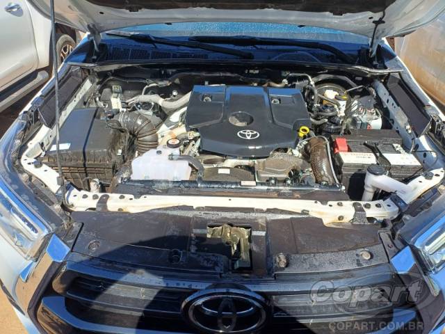 2024 TOYOTA HILUX CD 