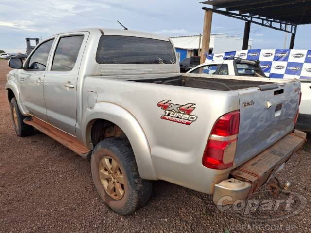2013 TOYOTA HILUX CD 