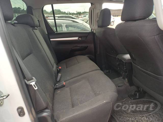 2024 TOYOTA HILUX CD 