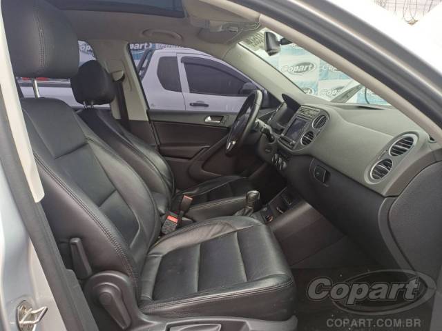 2017 VOLKSWAGEN TIGUAN 