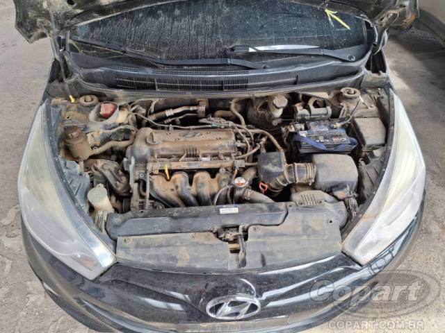 2015 HYUNDAI HB20S 