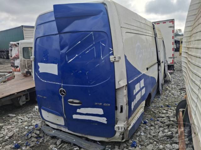 2025 MERCEDES BENZ SPRINTER 