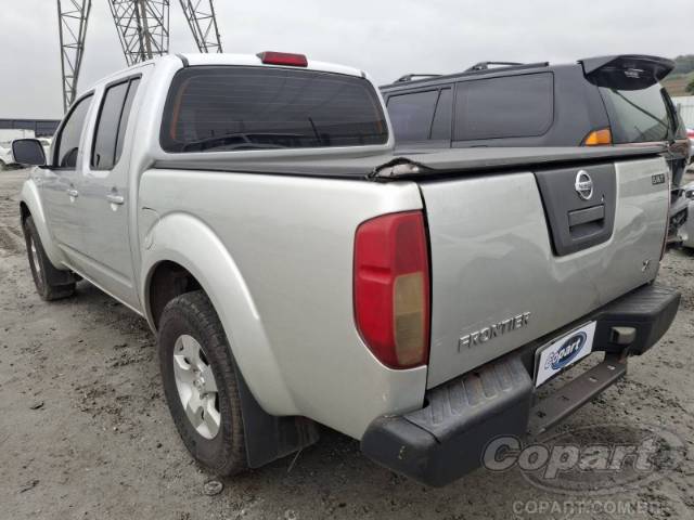 2011 NISSAN FRONTIER CD 