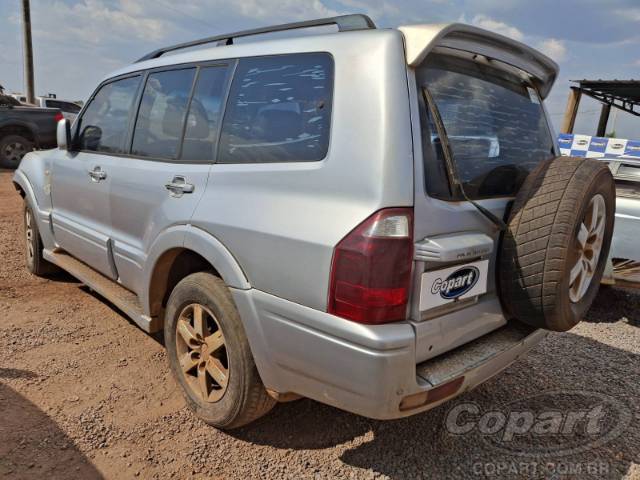 2006 MITSUBISHI PAJERO FULL 