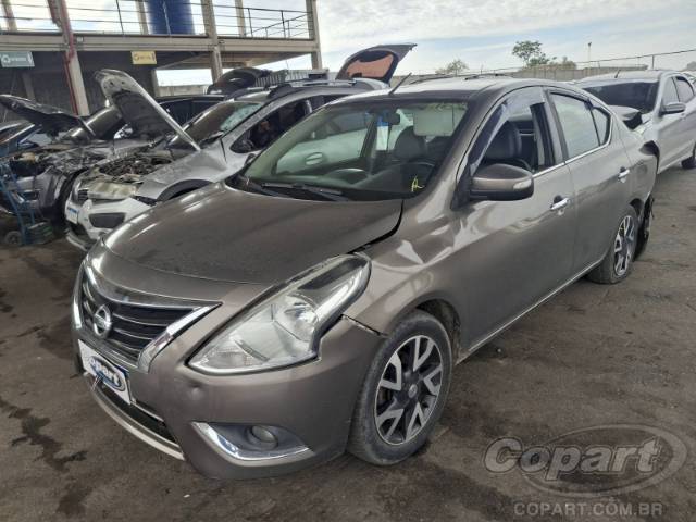 2017 NISSAN VERSA 