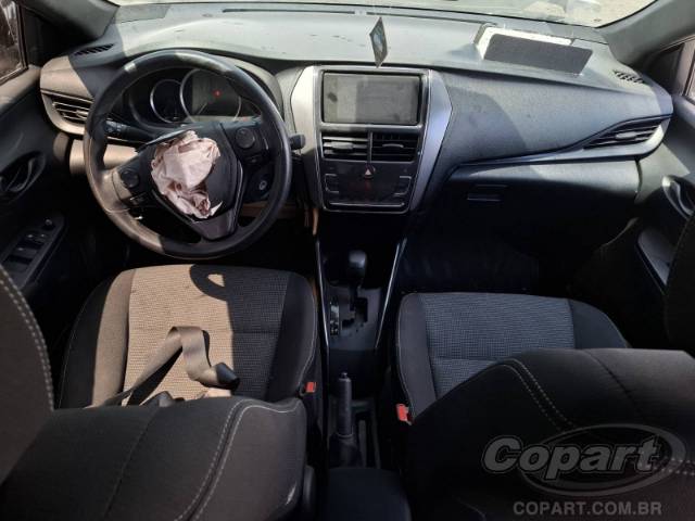 2025 TOYOTA YARIS 