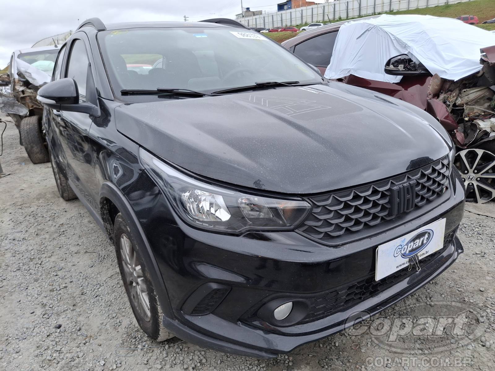 Veículo Fiat Argo Fiat Argo Trekking 1.8 16V 2021 Médio Dano Traseiro 2021 em leilão