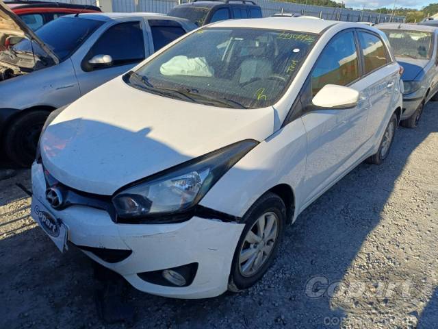 2015 HYUNDAI HB20 