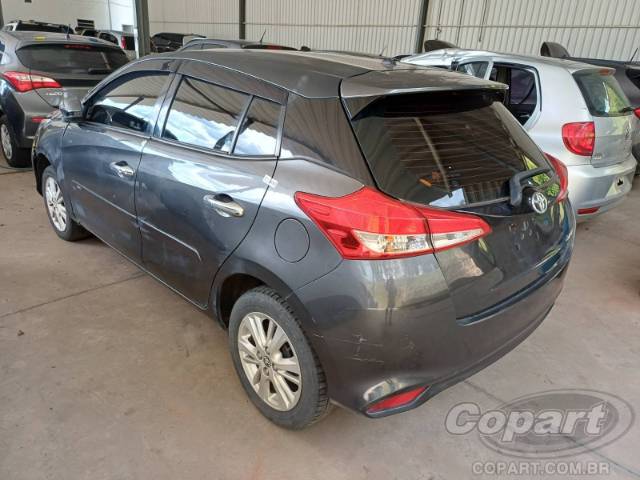 2022 TOYOTA YARIS 