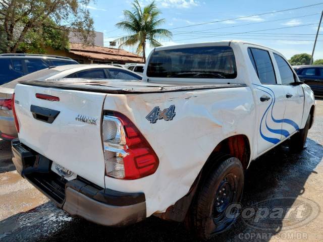 2025 TOYOTA HILUX CD 