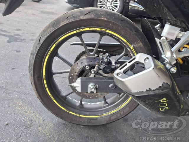 2024 HONDA CB 300F 