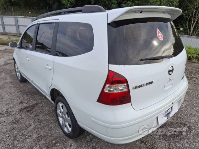 2012 NISSAN GRAND LIVINA 