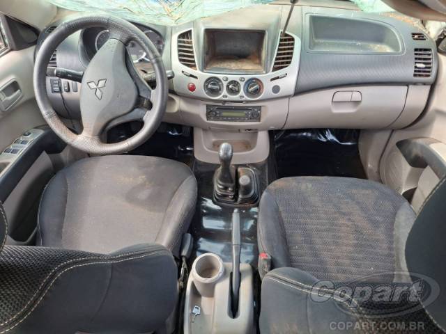 2013 MITSUBISHI L200 TRITON 