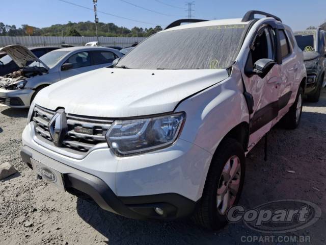 2021 RENAULT DUSTER 