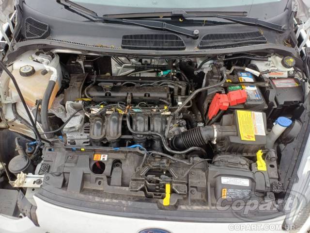 2015 FORD FIESTA 