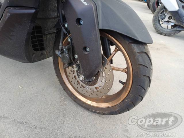 2025 YAMAHA NMAX 