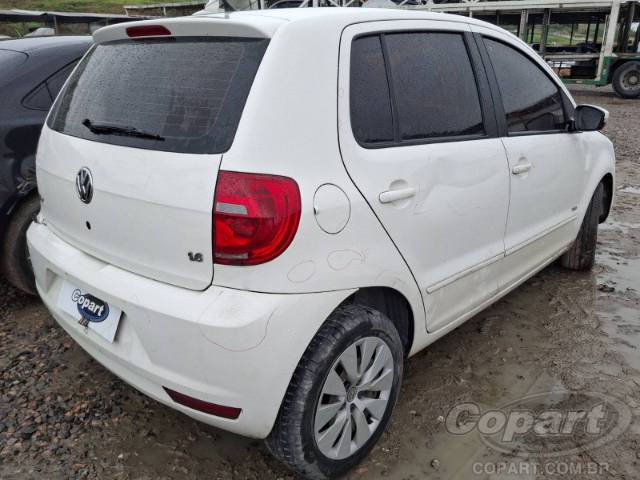 2013 VOLKSWAGEN FOX 
