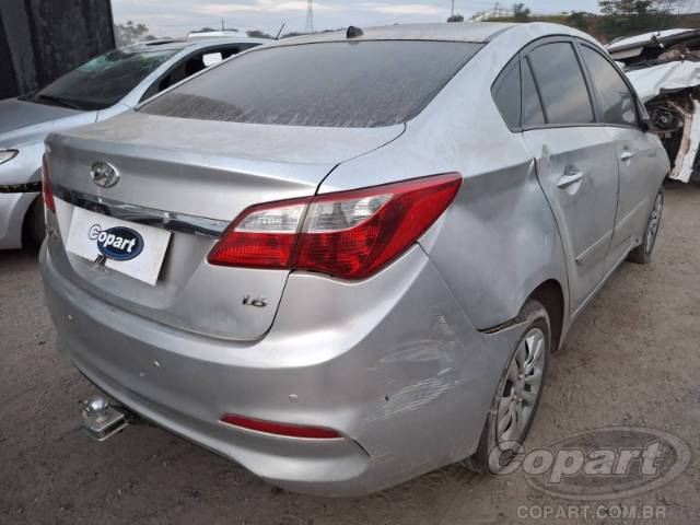 2016 HYUNDAI HB20S 