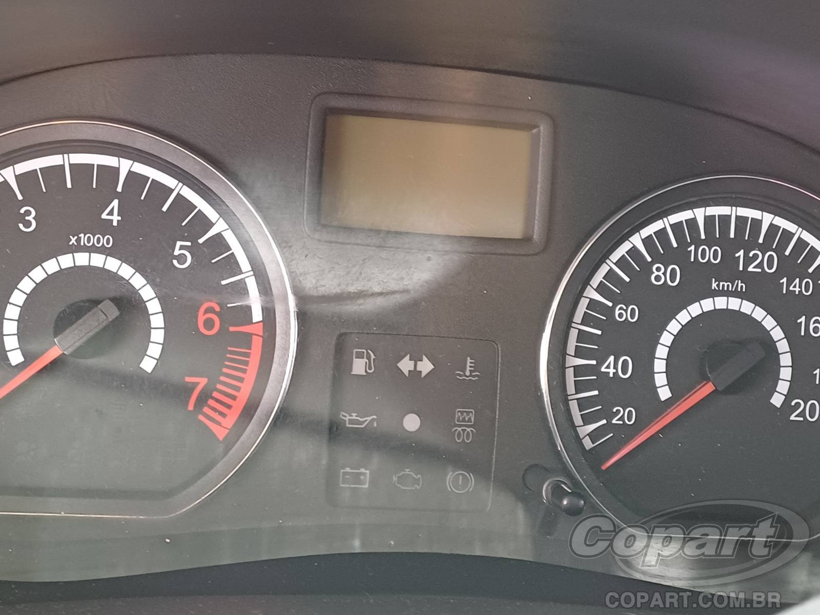 2011 RENAULT LOGAN — foto 8 de 10
