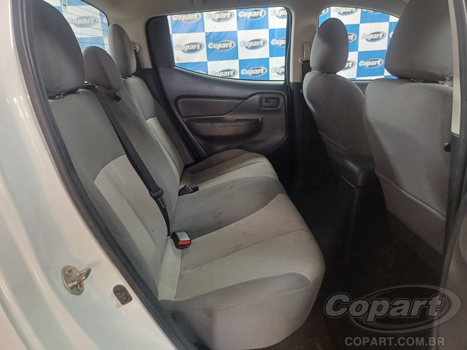 Foto 6 de 11: 2024 MITSUBISHI L200 TRITON