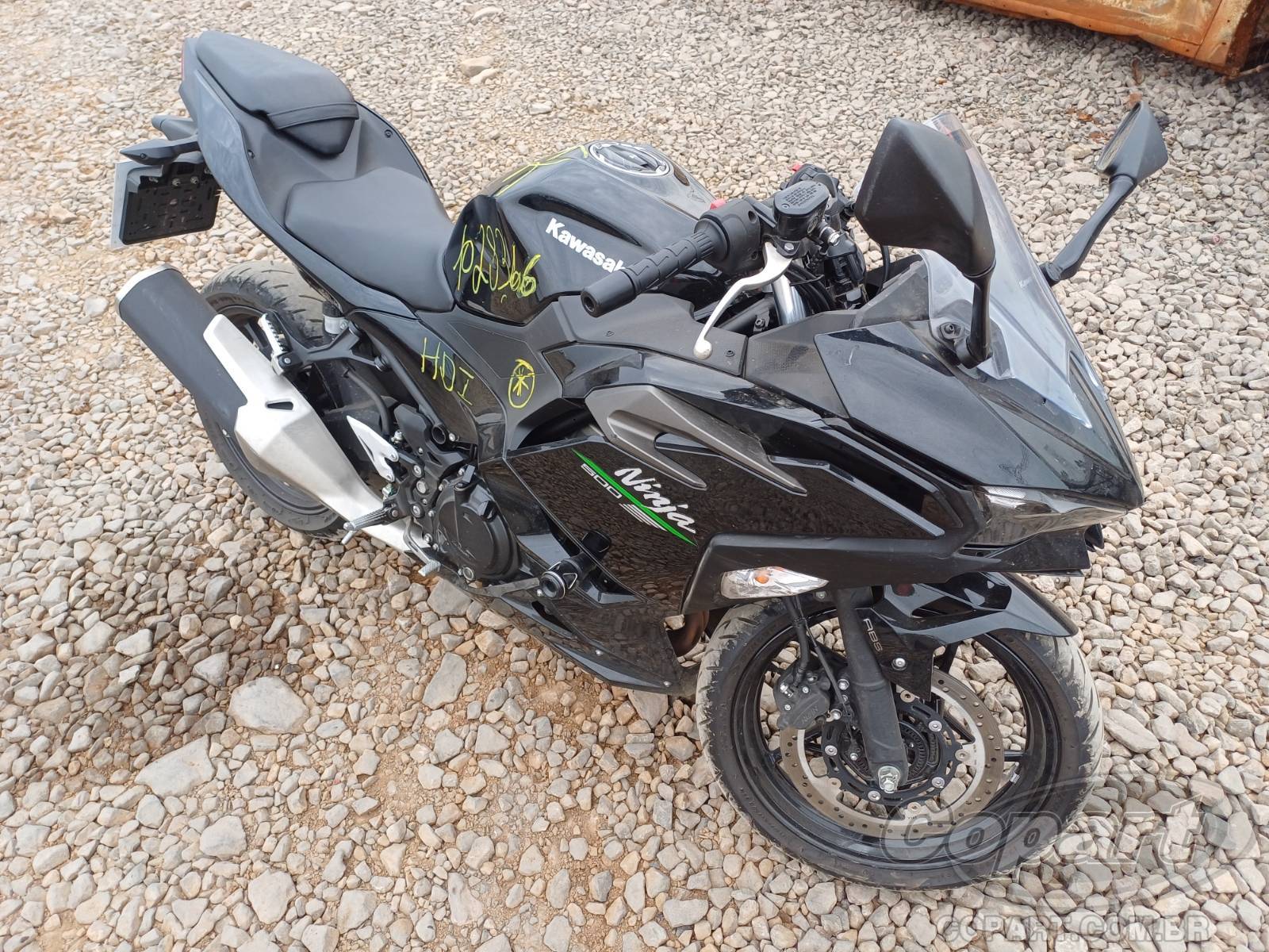 2025 KAWASAKI NINJA 500