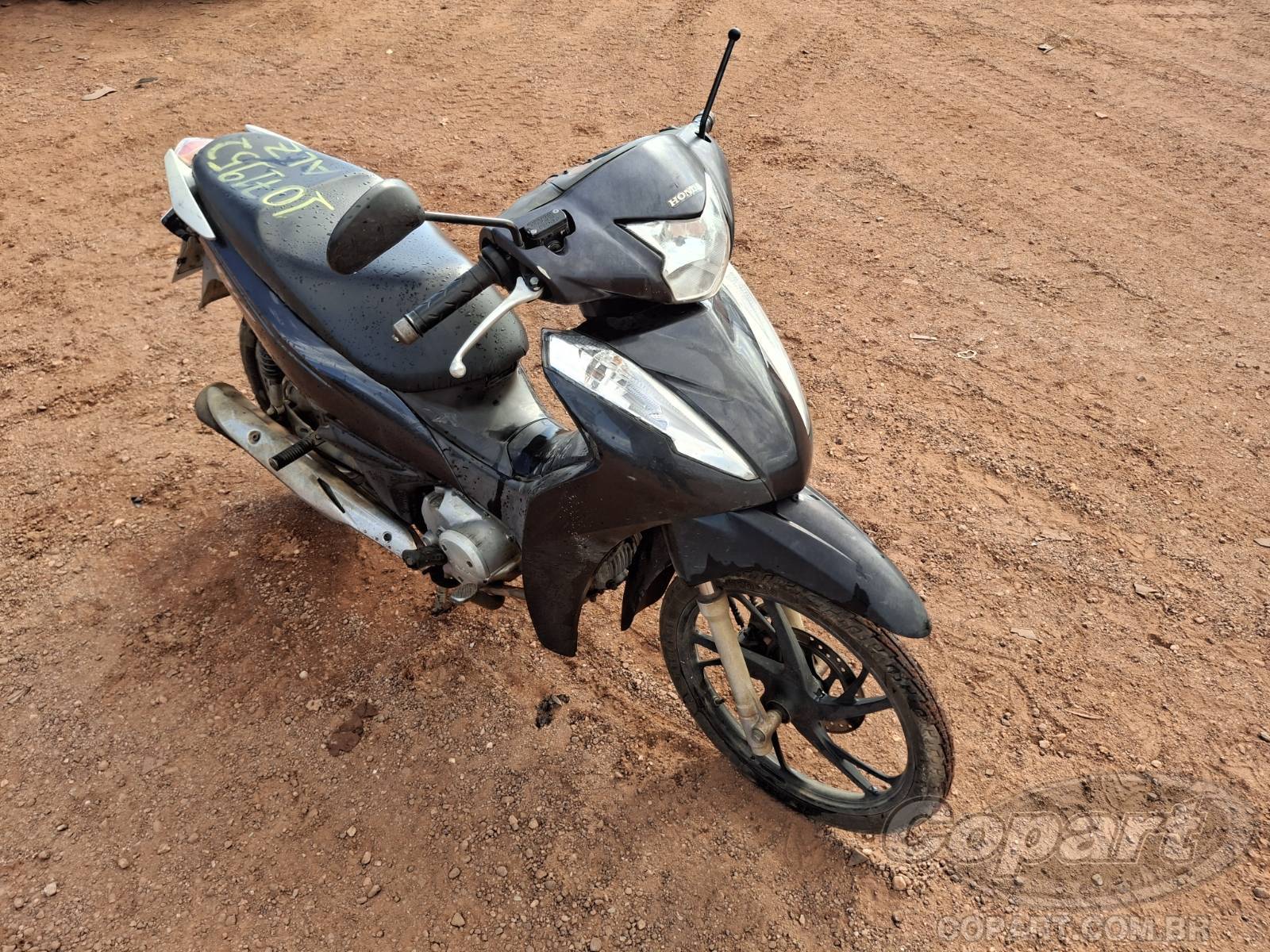 Honda Biz 125 2020 Colisão