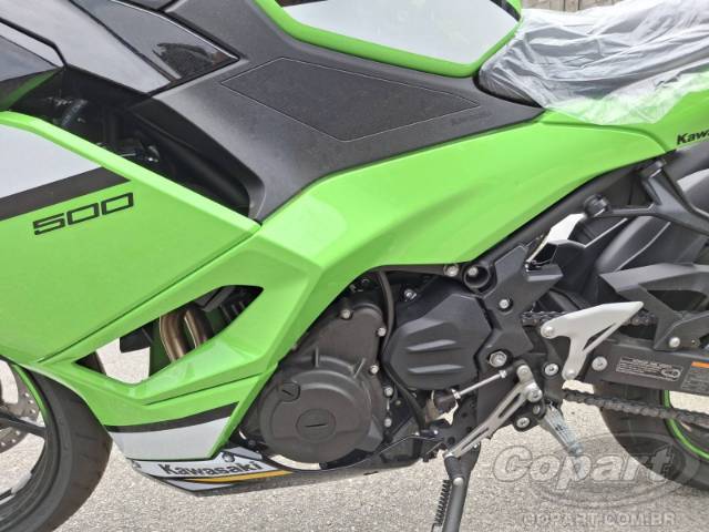 2025 KAWASAKI NINJA 500 