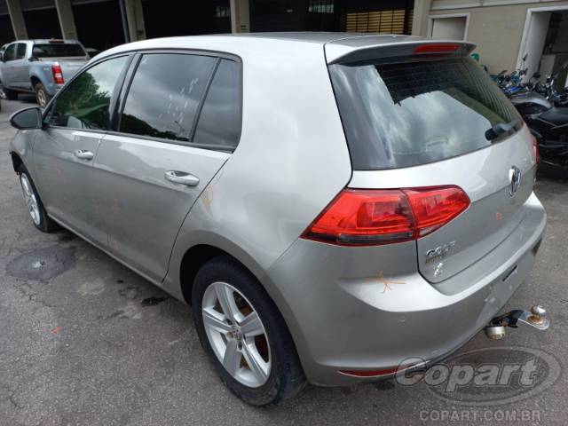 2016 VOLKSWAGEN GOLF 