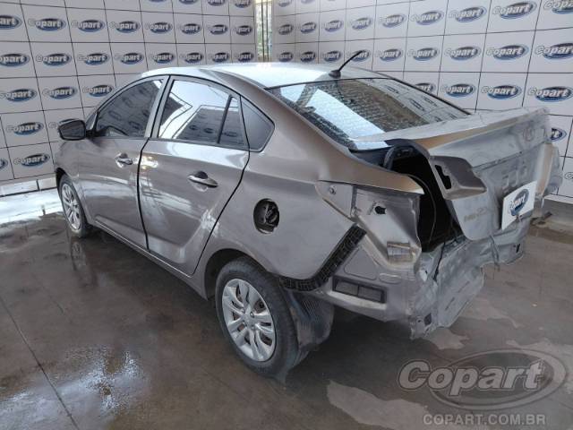 2016 HYUNDAI HB20S 
