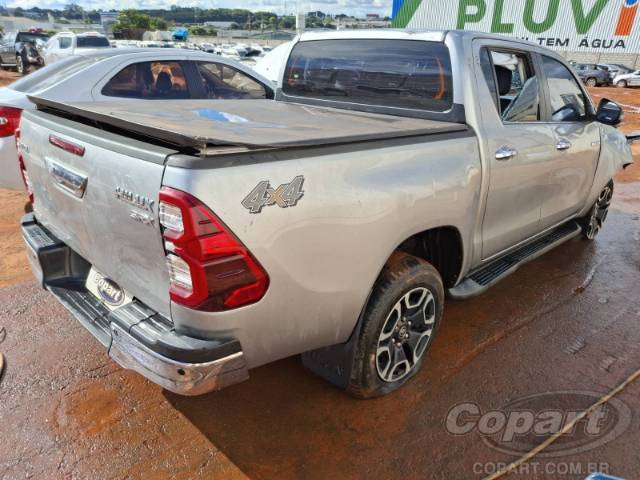 2024 TOYOTA HILUX CD 