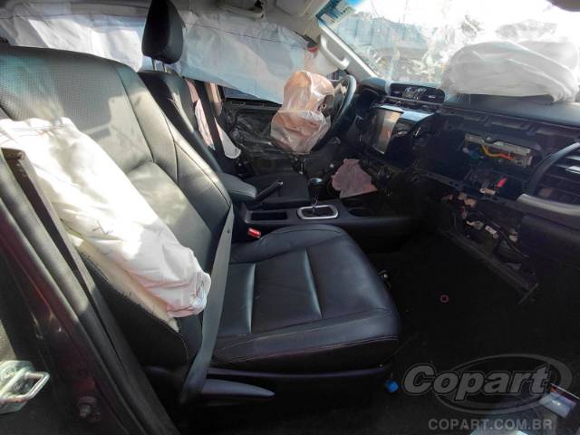 2024 TOYOTA HILUX CD 