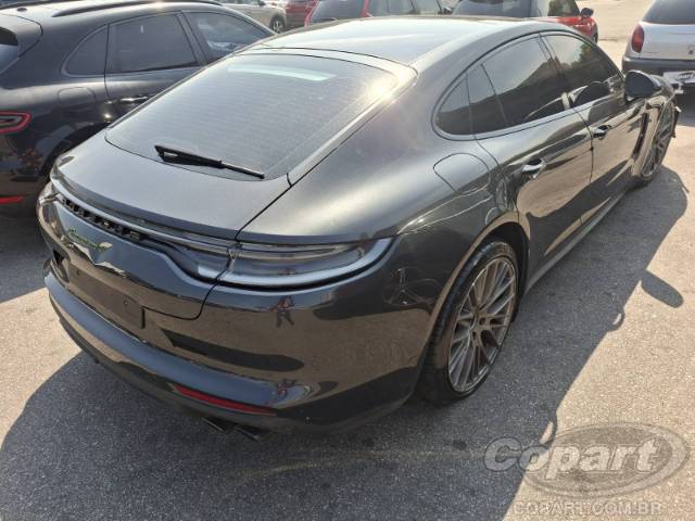 2022 PORSCHE PANAMERA 