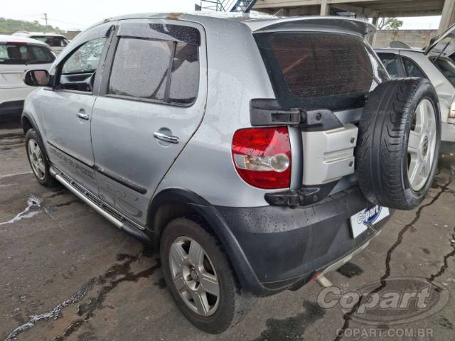2010 VOLKSWAGEN FOX 