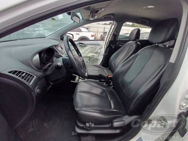 2015 HYUNDAI HB20 