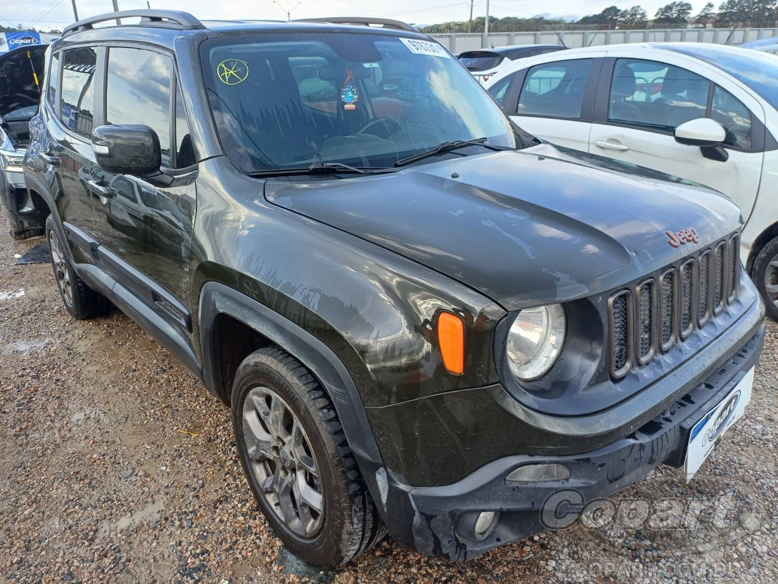 Jeep Renegade Sport 2.0 MultiJet Turbo 2016 Colisão Média Monta
